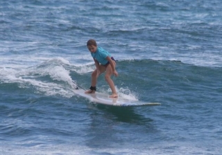  perfeccionamiento de surf infantil